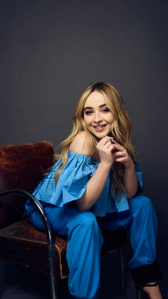 Actor Sabrina Carpenter from the film 'The Hate U Give' poses for a portrait during the 2018 Toronto International Film Festival at Intercontinental Hotel on September 7, 2018 in Toronto, Canada. — frame 5/6 (344×612)