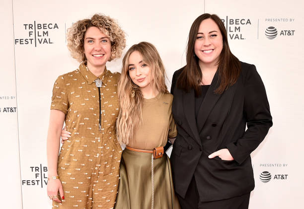 Ani Simon-Kennedy. Sabrina Carpenter and Cailin Yatsko attend "The Short History Of The Long Road" screening during the 2019 Tribeca Film Festival at Village East Cinema on April 27, 2019 in New York City. — frame 22/23 (612×421)