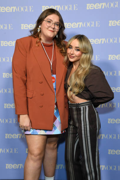 Claire Dodson and Sabrina Carpenter attend Teen Vogue Summit 2022 at Goya Studios on November 12, 2022 in Los Angeles, California. — frame 11/11 (408×612)