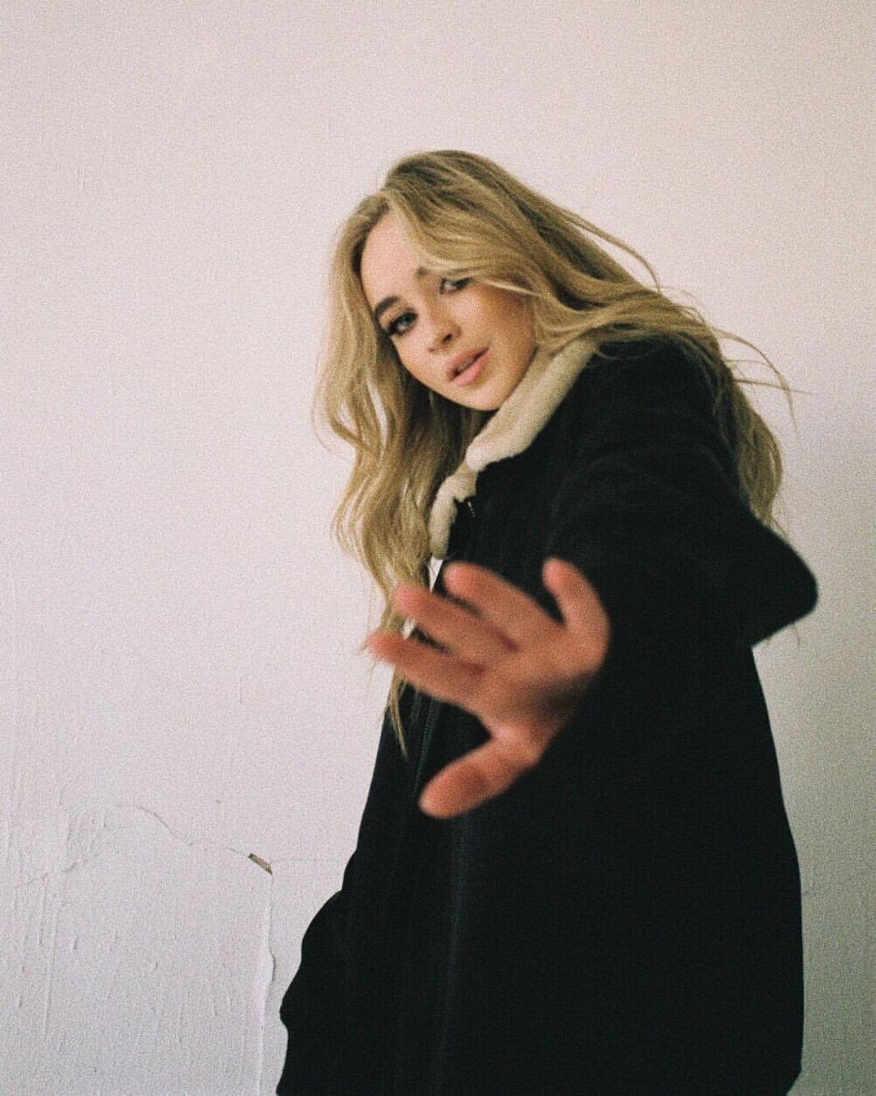 photo 25 in Sabrina Carpenter gallery [id1032941] 2018-04-28 00:00:00 (1280×1600)