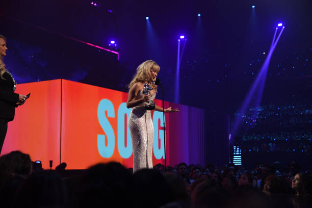 Sabrina Carpenter Accepts the Award for Song