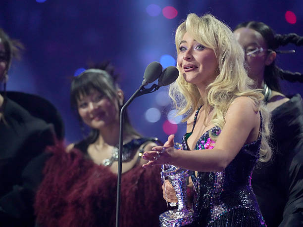 Sabrina Carpenter Accepts the Best Album Award