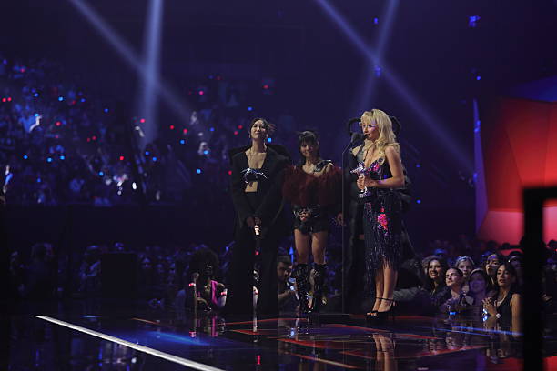 Sabrina Carpenter Accepts the Best Album Award