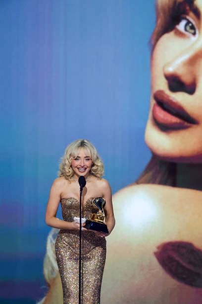 Sabrina Carpenter Accepts the Best Pop Vocal Album