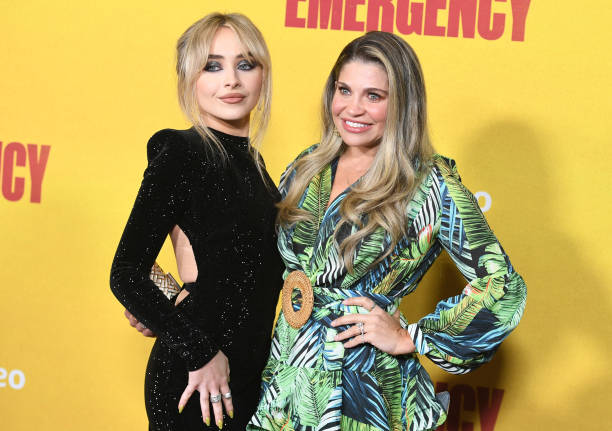 Sabrina Carpenter and Danielle Fishel attend the Los Angeles Premiere of Amazon's "Emergency" at Directors Guild Of America on May 12, 2022 in Los Angeles, California. — frame 40/40 (612×431)