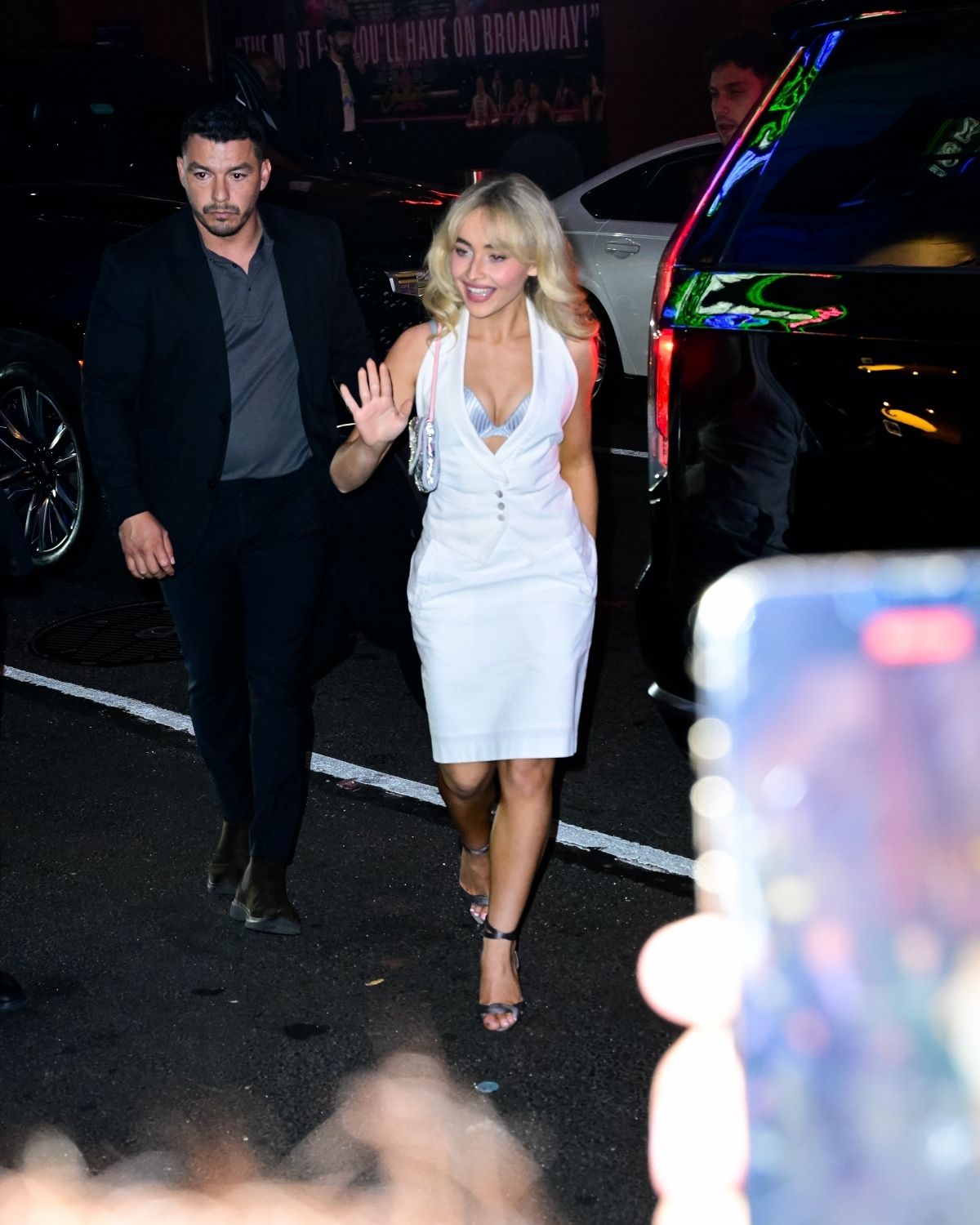SABRINA CARPENTER Arrives at SNL Afterparty in New York 10/18/2025 (1200×1500)