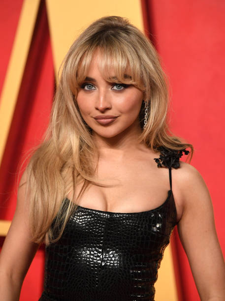 Sabrina Carpenter — 2024 Vanity Fair Oscar Party Hosted By Radhika Jones - Arrivals