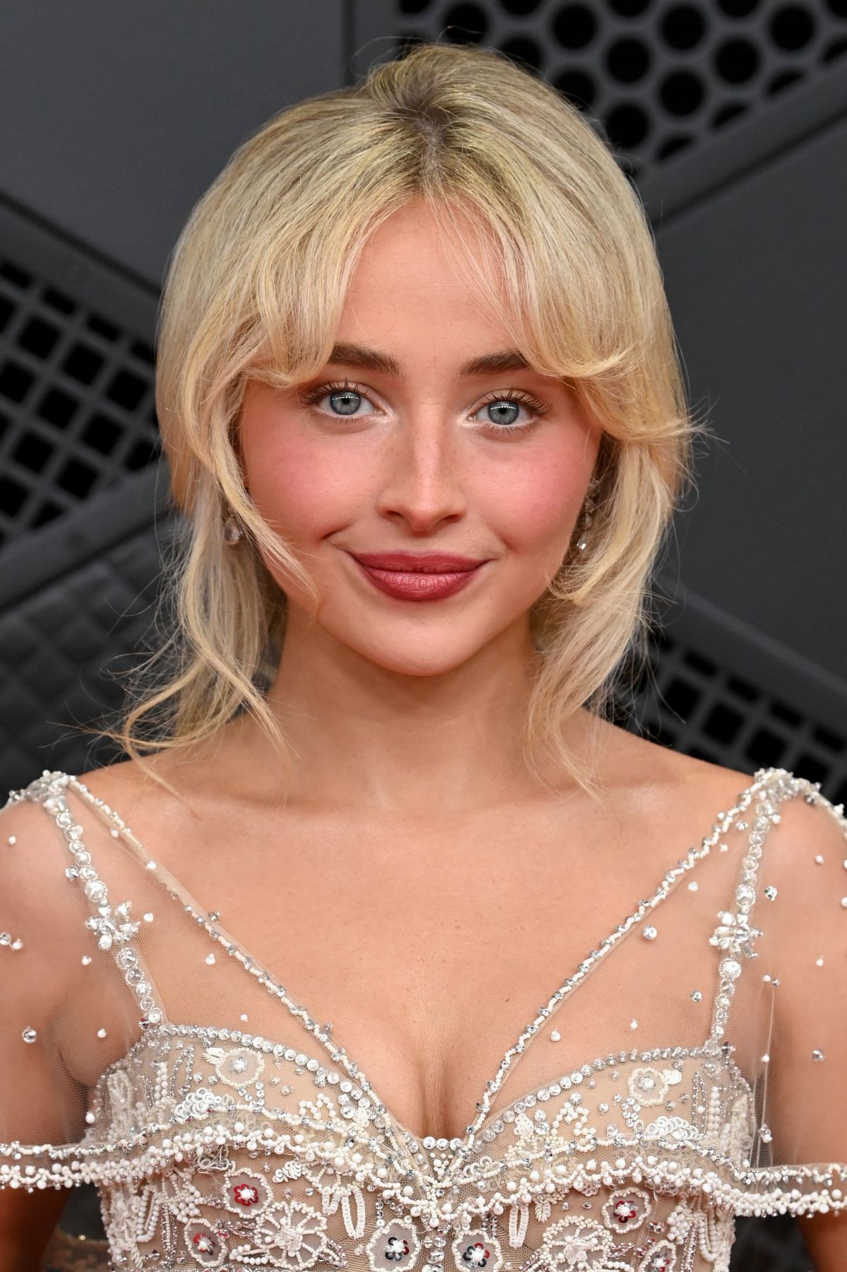 SABRINA CARPENTER at 68th GRAMMY Awards at Crypto.com Arena in Los Angeles 02/01/2026 — frame 51/53 (1200×1801)