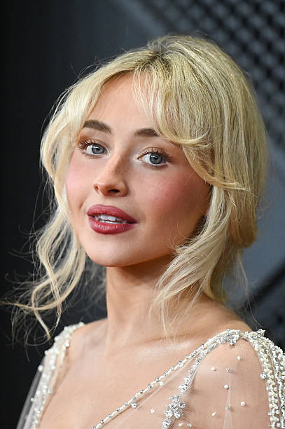 Sabrina Carpenter at the 68th GRAMMY Awards held at the Crypto.com Arena on February 01, 2026 in Los Angeles, California. — frame 41/48 (407×612)