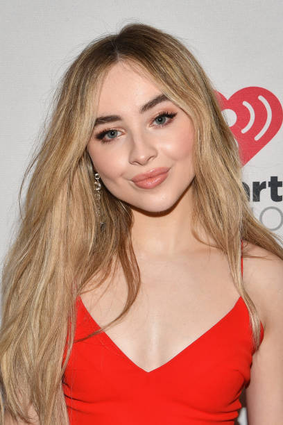 Sabrina Carpenter attends 106.1 KISS FM's Jingle Ball 2018 at American Airlines Center on November 27, 2018 in Dallas, Texas. — frame 2/3 (408×612)