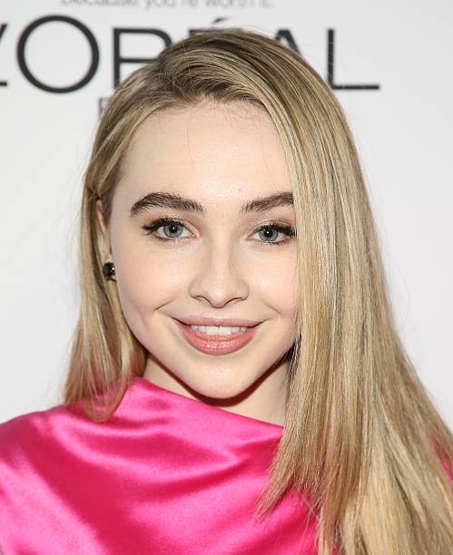 Sabrina Carpenter Attends a Dj Night Hosted by Van (499×612)