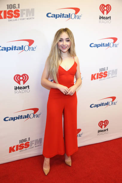 Sabrina Carpenter attends the 106.1 KISS FM's iHeartRadio Jingle Ball 2018 at American Airlines Center on November 27, 2018 in Dallas, Texas. — frame 2/6 (408×612)