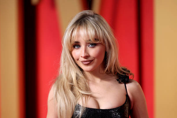 Sabrina Carpenter Attends the 2024 Vanity Fair Osc