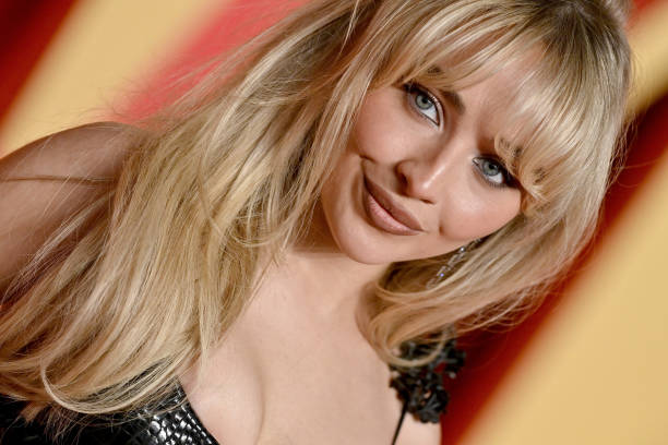 Sabrina Carpenter Attends the 2024 Vanity Fair Osc