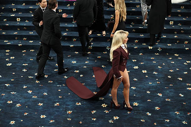 Sabrina Carpenter Attends the 2025 Met Gala Celebr