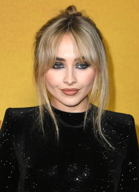 Sabrina Carpenter attends the Los Angeles Premiere of Amazon's "Emergency" at Directors Guild Of America on May 12, 2022 in Los Angeles, California. — frame 13/40 (444×612)