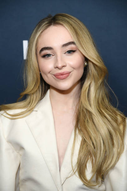 Sabrina Carpenter attends the premiere of "Big Time Adolescence" at Metrograph on March 05, 2020 in New York City. — frame 7/13 (408×612)