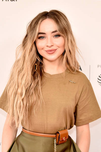 Sabrina Carpenter attends "The Short History Of The Long Road" screening during the 2019 Tribeca Film Festival at Village East Cinema on April 27, 2019 in New York City. — frame 1/23 (407×612)