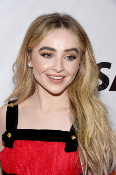 Sabrina Carpenter attends the "The Hate U Give" premiere during 2018 Toronto International Film Festival at Roy Thomson Hall on September 7, 2018 in Toronto, Canada. — frame 3/22 (407×612)