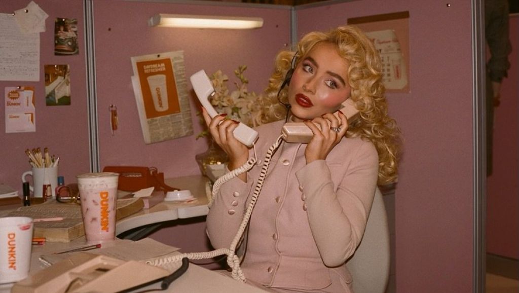 Sabrina Carpenter Channels Retro Whimsy for Dunkin (1024×578)