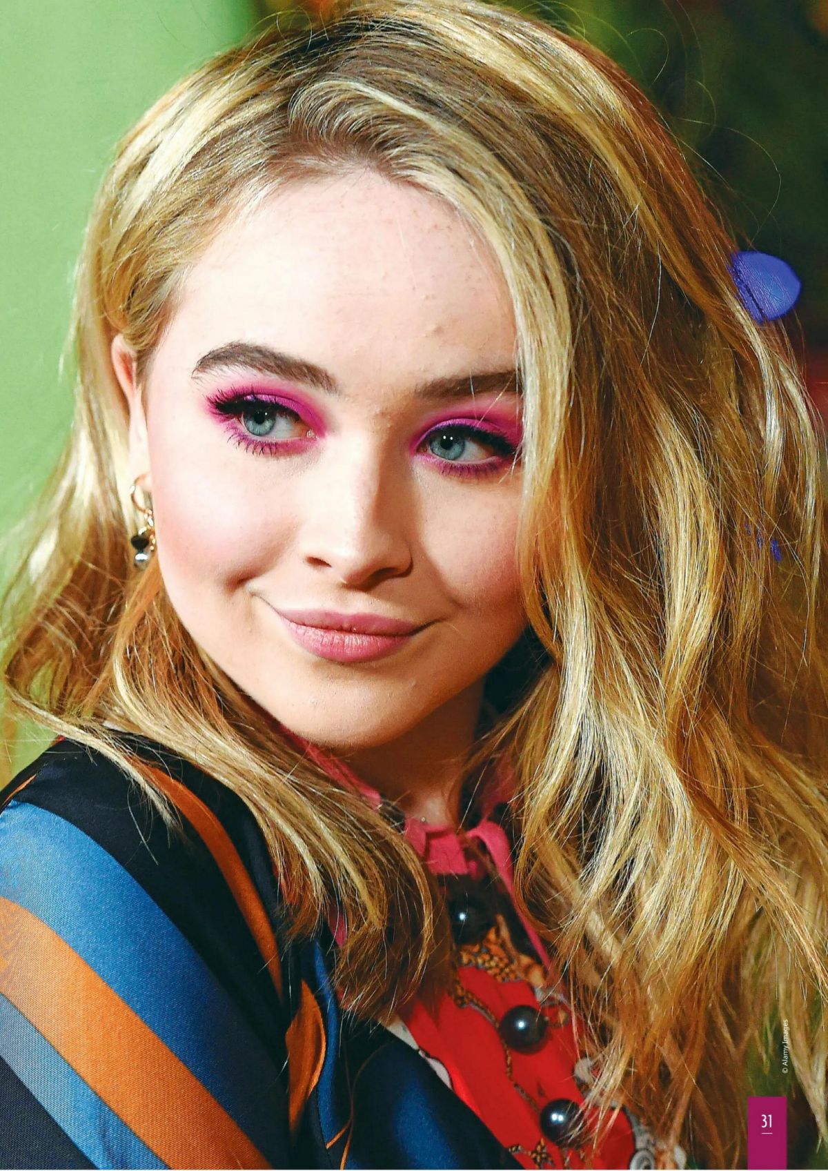 SABRINA CARPENTER in The Un Official Sabrina Carpenter Fan’s Guide, Ed4 2026 (1200×1697)