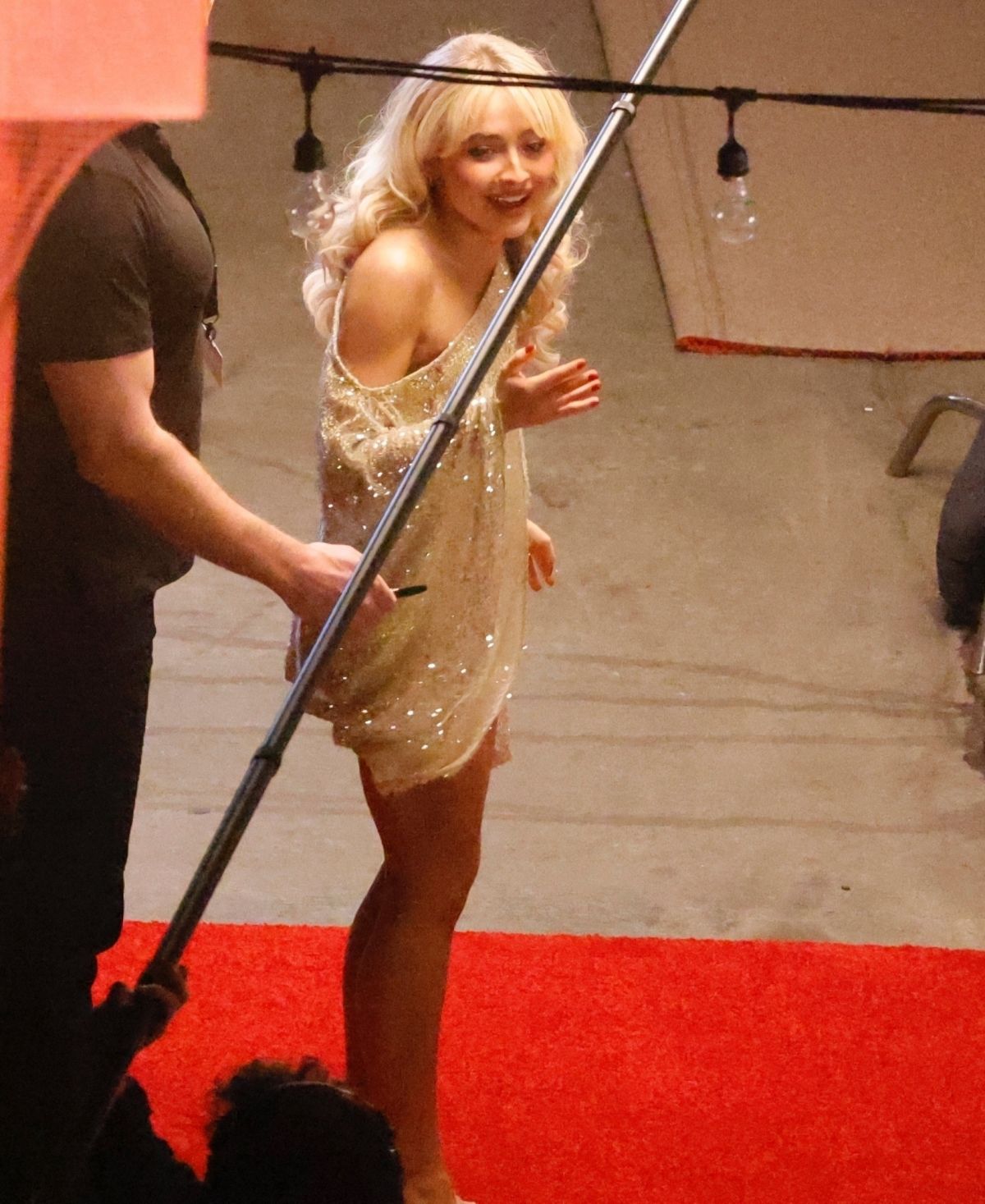 Sabrina Carpenter on the Set of a Super Bowl Comme (1200×1467)