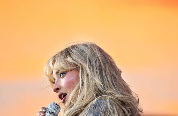 Sabrina Carpenter Performs at Coachella on Friday