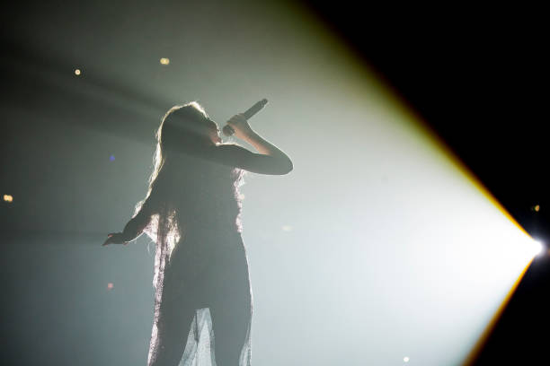 Sabrina Carpenter performs at Manchester Arena on May 6, 2017 in Manchester, England. (612×408)