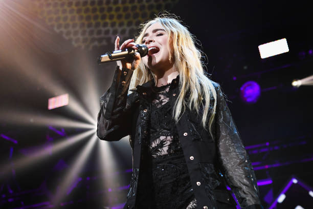 Sabrina Carpenter Performs During Kiss