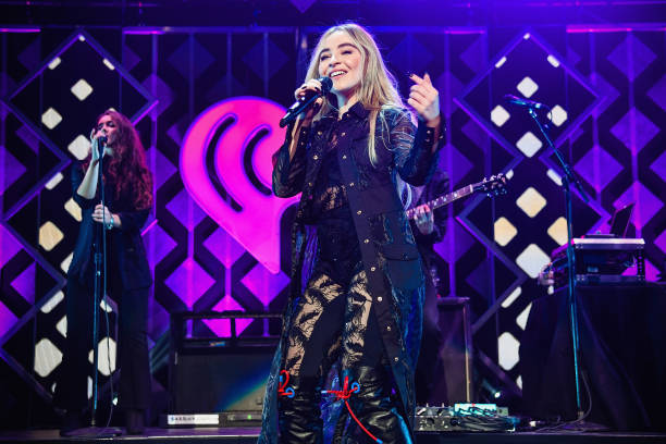 Sabrina Carpenter Performs During Kiss