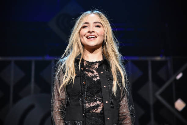Sabrina Carpenter Performs During Kiss