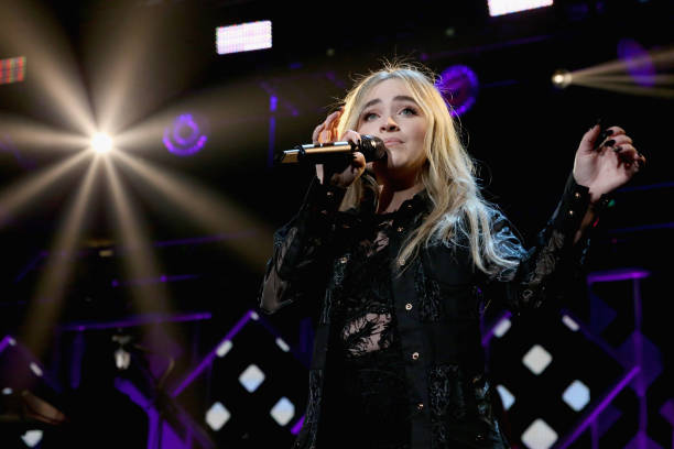 Sabrina Carpenter Performs in Concert During