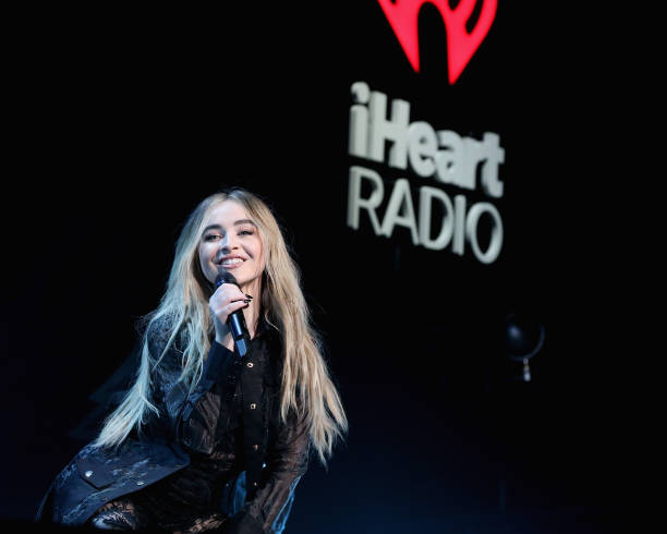 Sabrina Carpenter Performs in Concert During