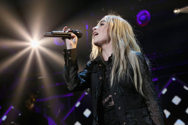 Sabrina Carpenter Performs in Concert During