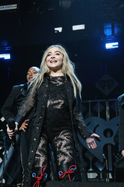 Sabrina Carpenter Performs in Concert During