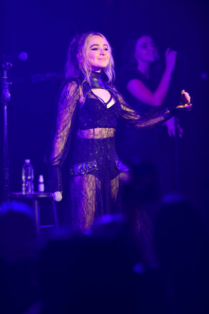 Sabrina Carpenter Performs on Stage During