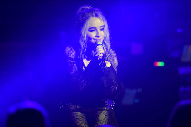 Sabrina Carpenter Performs on Stage During