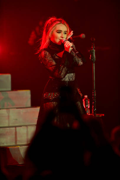 Sabrina Carpenter Performs on Stage During