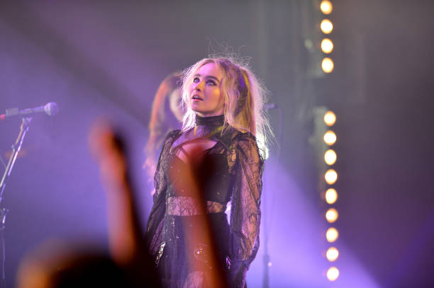 Sabrina Carpenter Performs on Stage During