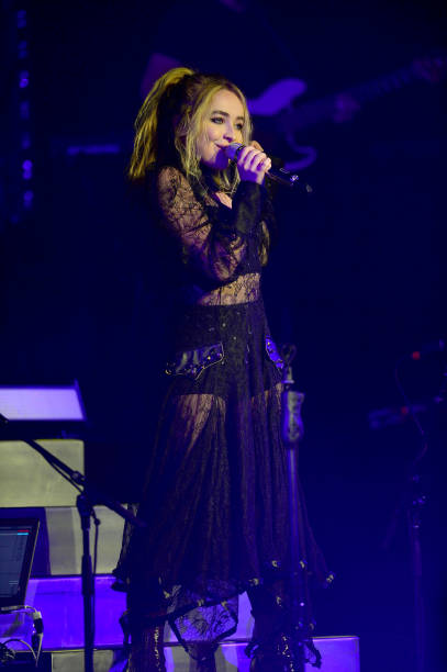 Sabrina Carpenter Performs on Stage During