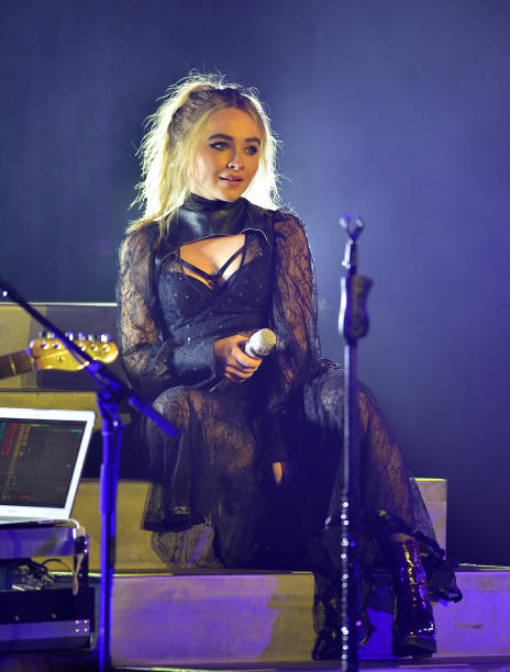 Sabrina Carpenter Performs on Stage During