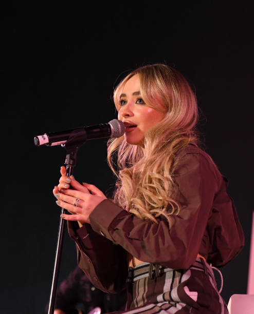 Sabrina Carpenter Performs Onstage at Teen Vogue