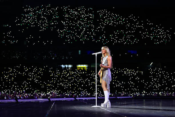 Sabrina Carpenter Performs Onstage Prior