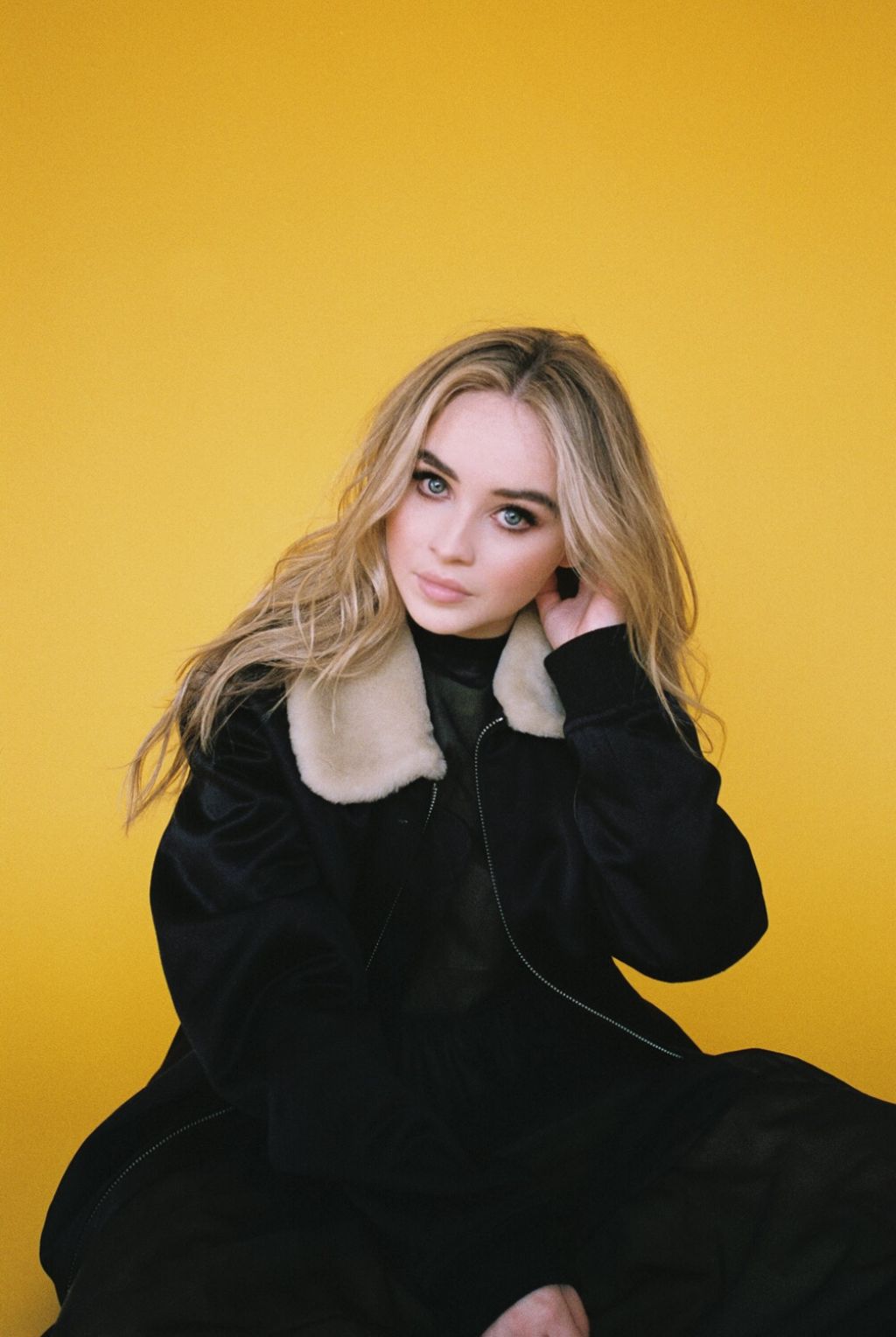Sabrina Carpenter Photoshoot for Hollywood Records 2018