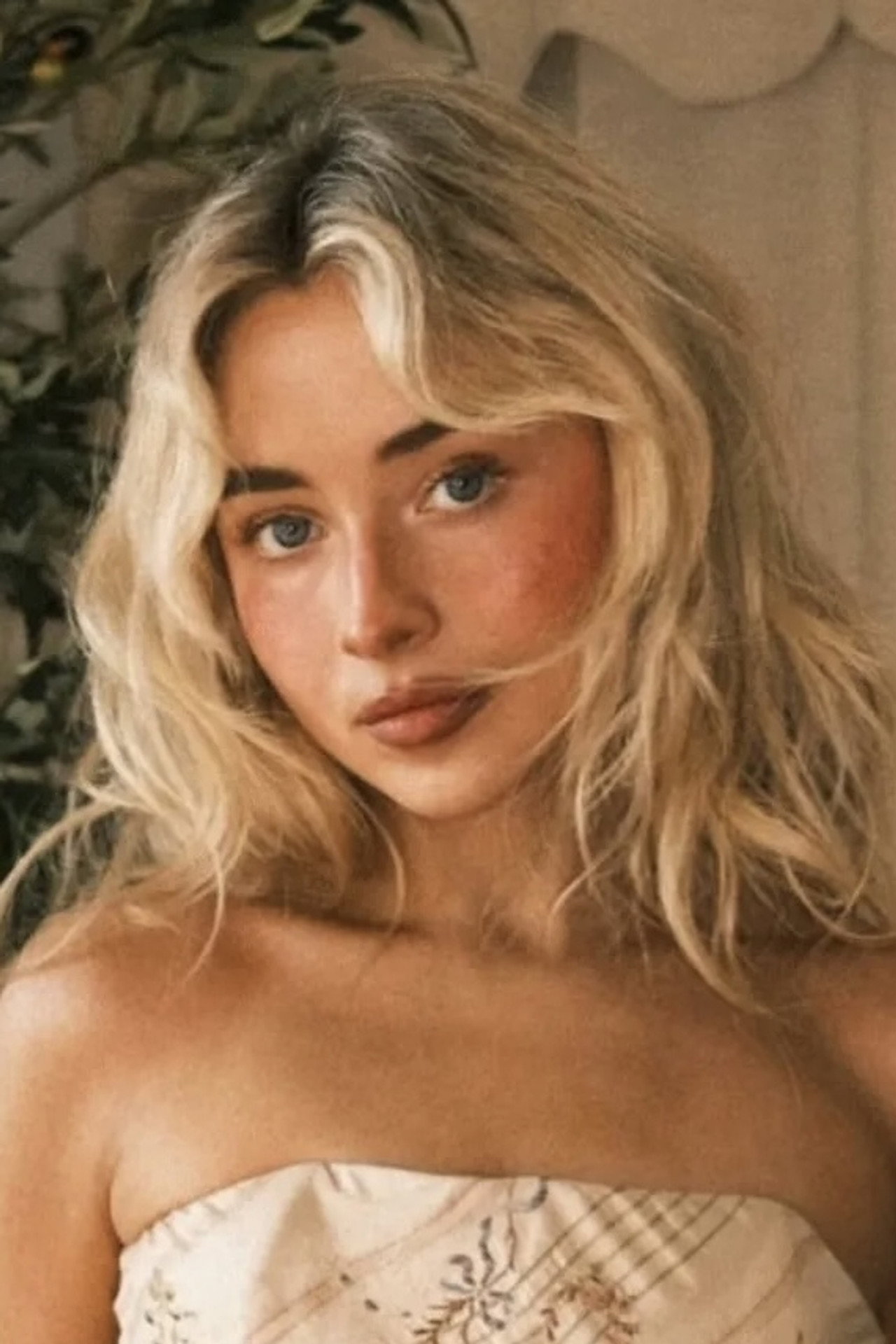 Sabrina Carpenter Profile Photo