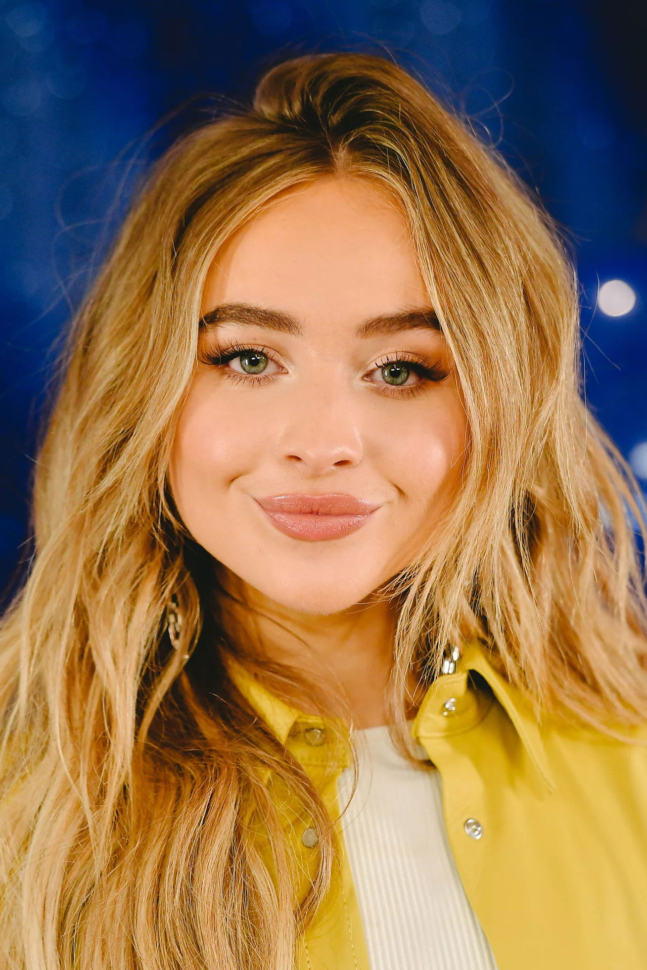 Sabrina Carpenter — Profile Photo