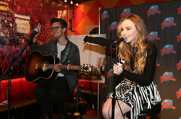 Sabrina Carpenter Promotes her Hollywood Record