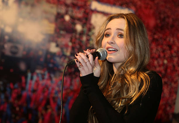 Sabrina Carpenter Promotes her Hollywood Record