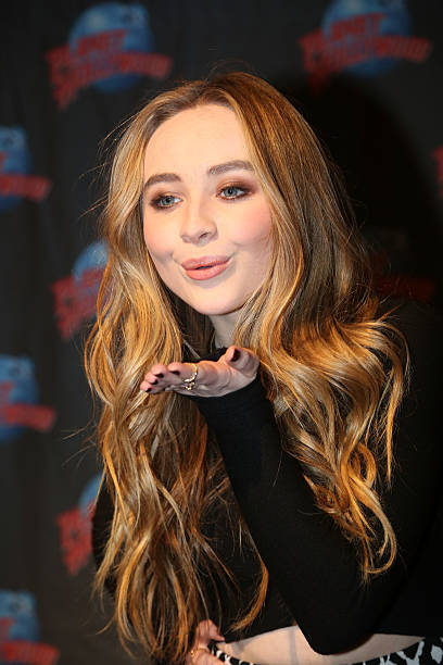 Sabrina Carpenter Promotes her Hollywood Record