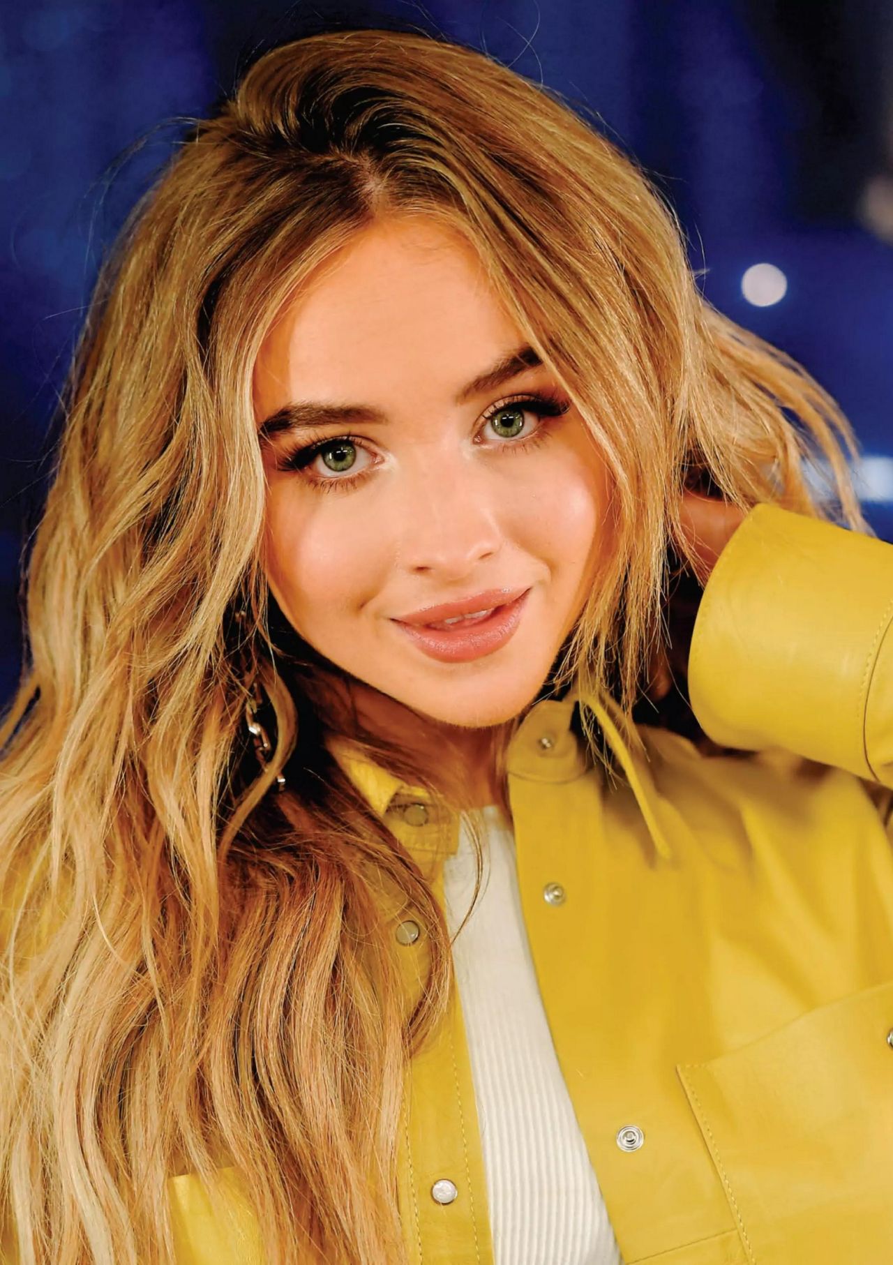 Sabrina Carpenter’s Pop-Goddess Glamour for 2025 (1280×1813)